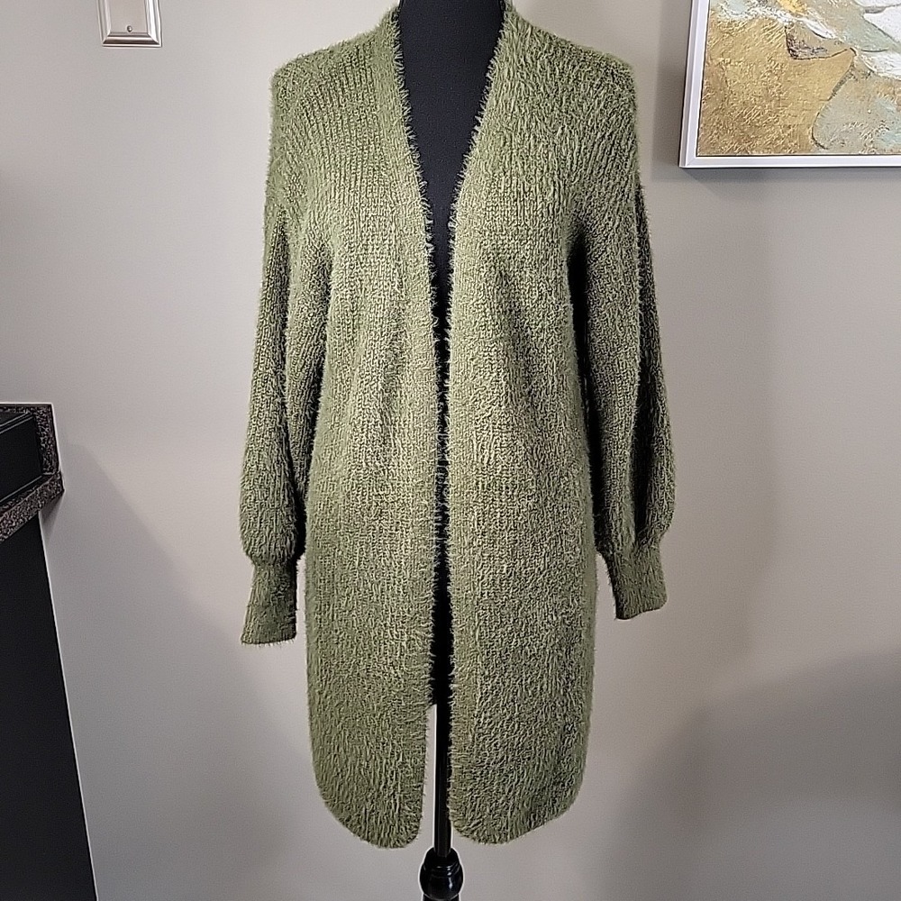 MOLLY BRACKEN Fuzzy Knit Metallic Olive Green‎ Open Cardigan Long Sweater Sz S/M
